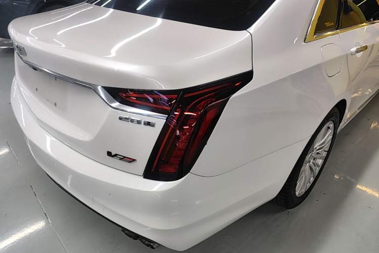 Used Cadillac CT6 2019 28T Fashion Edition Exterior 3