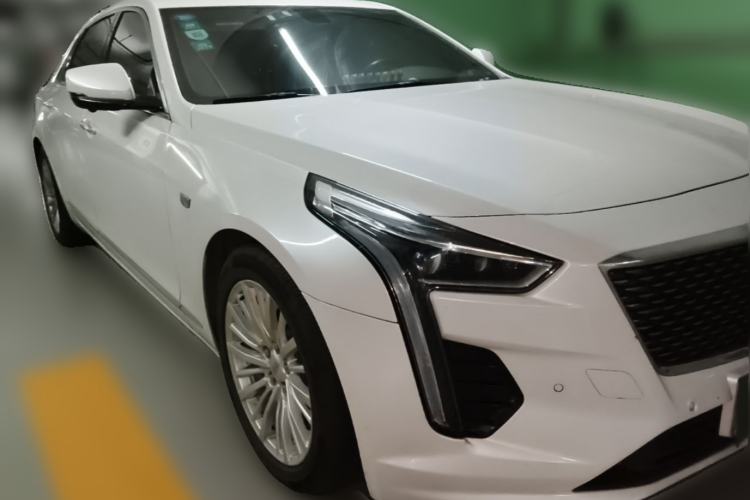 Used Cadillac CT6 2019 28T Fashion Edition Front Right 45 Deg