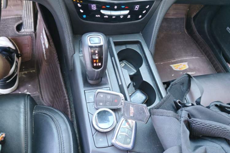 Used Cadillac CT6 2019 28T Luxury Model Gear Lever