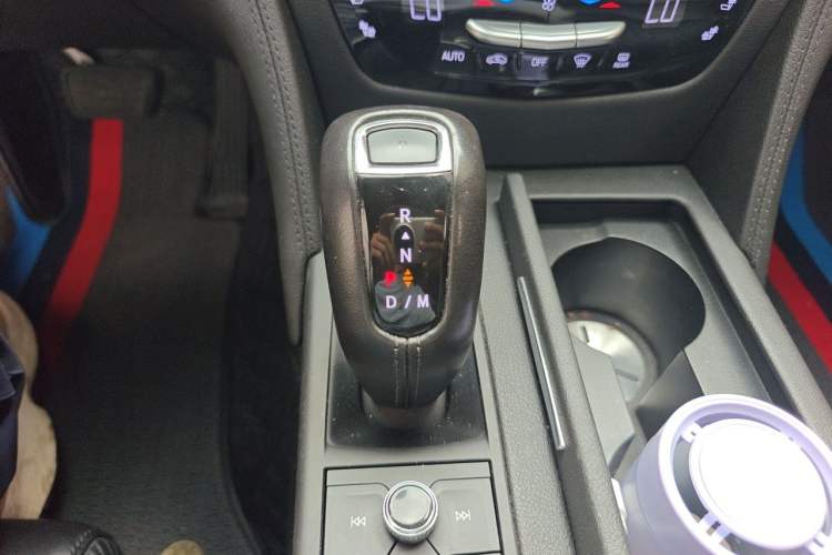 Used Cadillac CT6 2019 28T Elite Edition Gear Lever