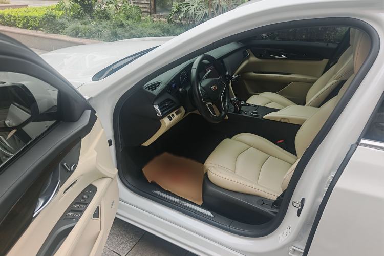 Used Cadillac CT6 2019 28T Fashion Edition Interior 10