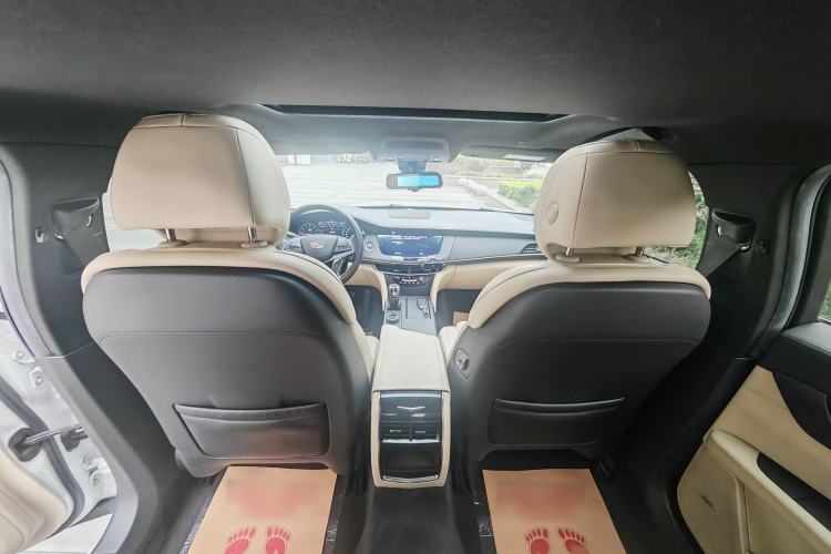 Used Cadillac CT6 2019 28T Fashion Edition Interior 2