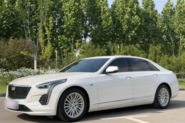 Ojetý Cadillac CT6 2019 28T Fashion Edition