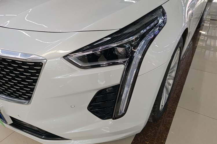 Used Cadillac CT6 2019 28T Fashion Edition Left Front Headlight