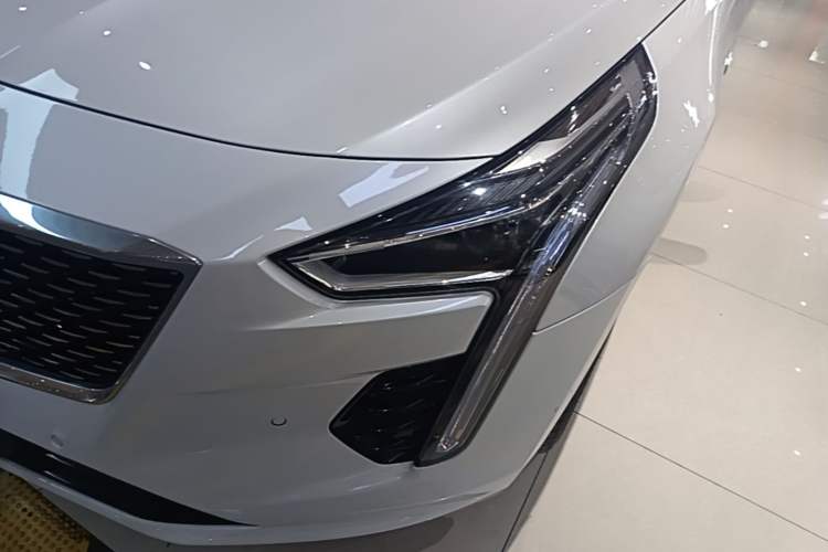 Used Cadillac CT6 2019 28T Fashion Edition Left Front Headlight