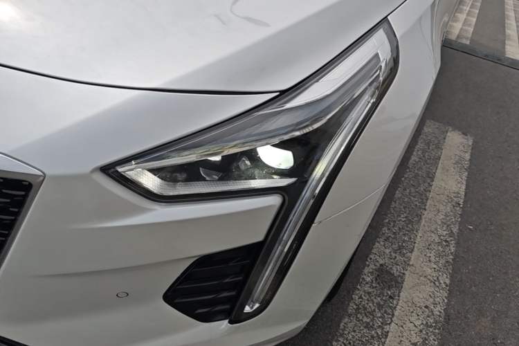 Used Cadillac CT6 2019 28T Fashion Edition Left Front Headlight
