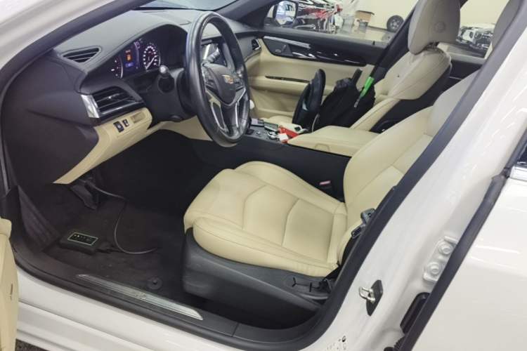 Used Cadillac CT6 2019 28T Fashion Edition Left Front Seat