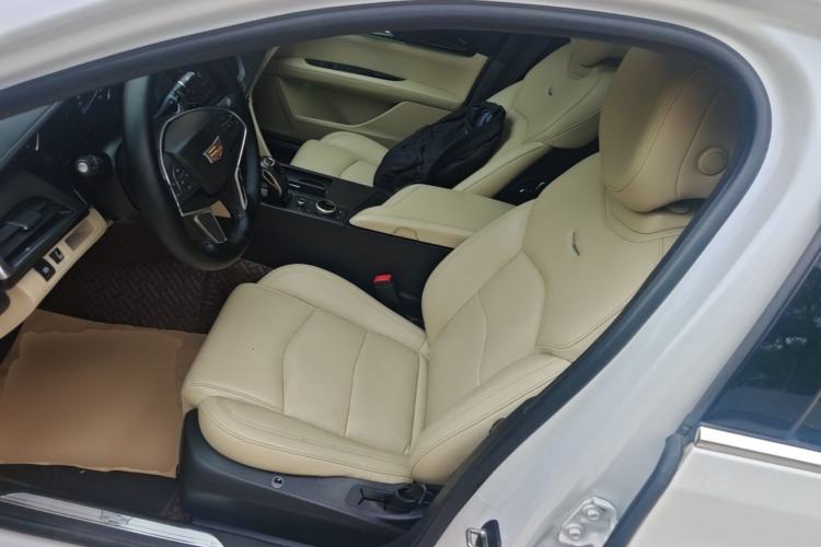 Used Cadillac CT6 2019 28T Fashion Edition Left Front Seat