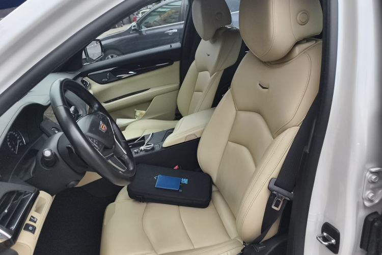 Used Cadillac CT6 2019 28T Fashion Edition Left Front Seat