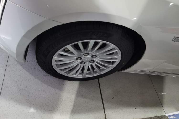 Used Cadillac CT6 2019 28T Fashion Edition Left Front Wheel Hub