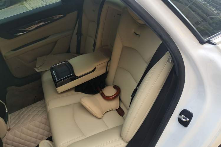 Used Cadillac CT6 2019 28T Fashion Edition Left Rear Seat