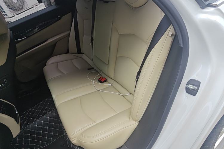 Used Cadillac CT6 2019 28T Fashion Edition Left Rear Seat