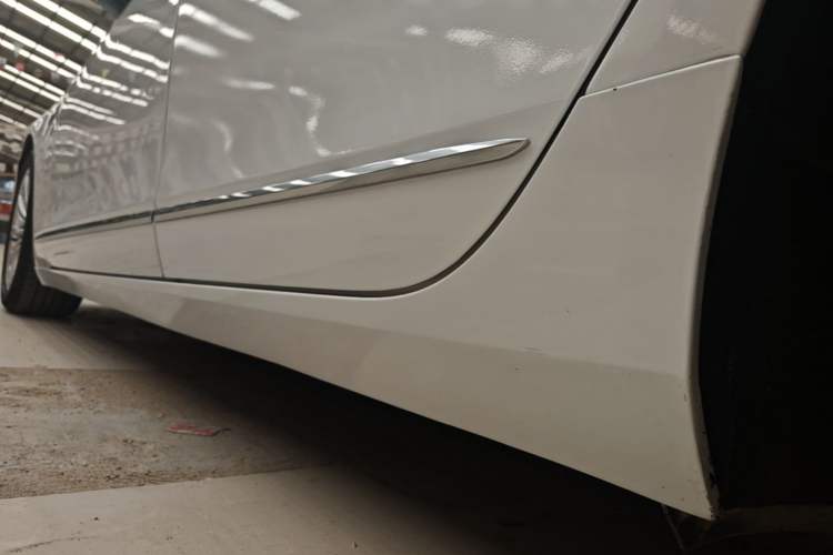 Used Cadillac CT6 2019 28T Fashion Edition Left Side Sill