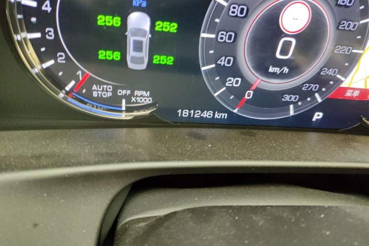 Used Cadillac CT6 2019 28T Luxury Model Odometer Close Up