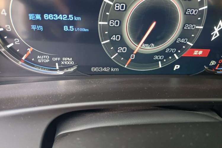 Used Cadillac CT6 2019 28T Luxury Model Odometer Close Up