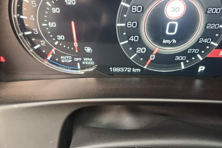 Used Cadillac CT6 2019 28T Luxury Model Odometer Close Up