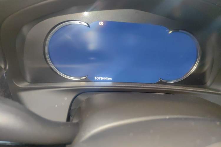 Used Cadillac CT6 2019 28T Luxury Model Odometer Close Up
