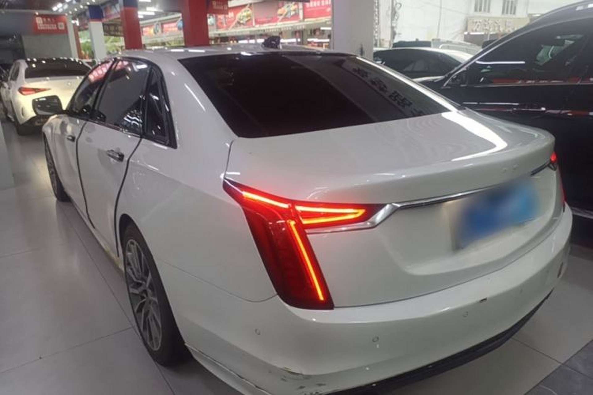 Used Cadillac CT6 2019 28T Leading Sport Model Rear Left 45 Deg