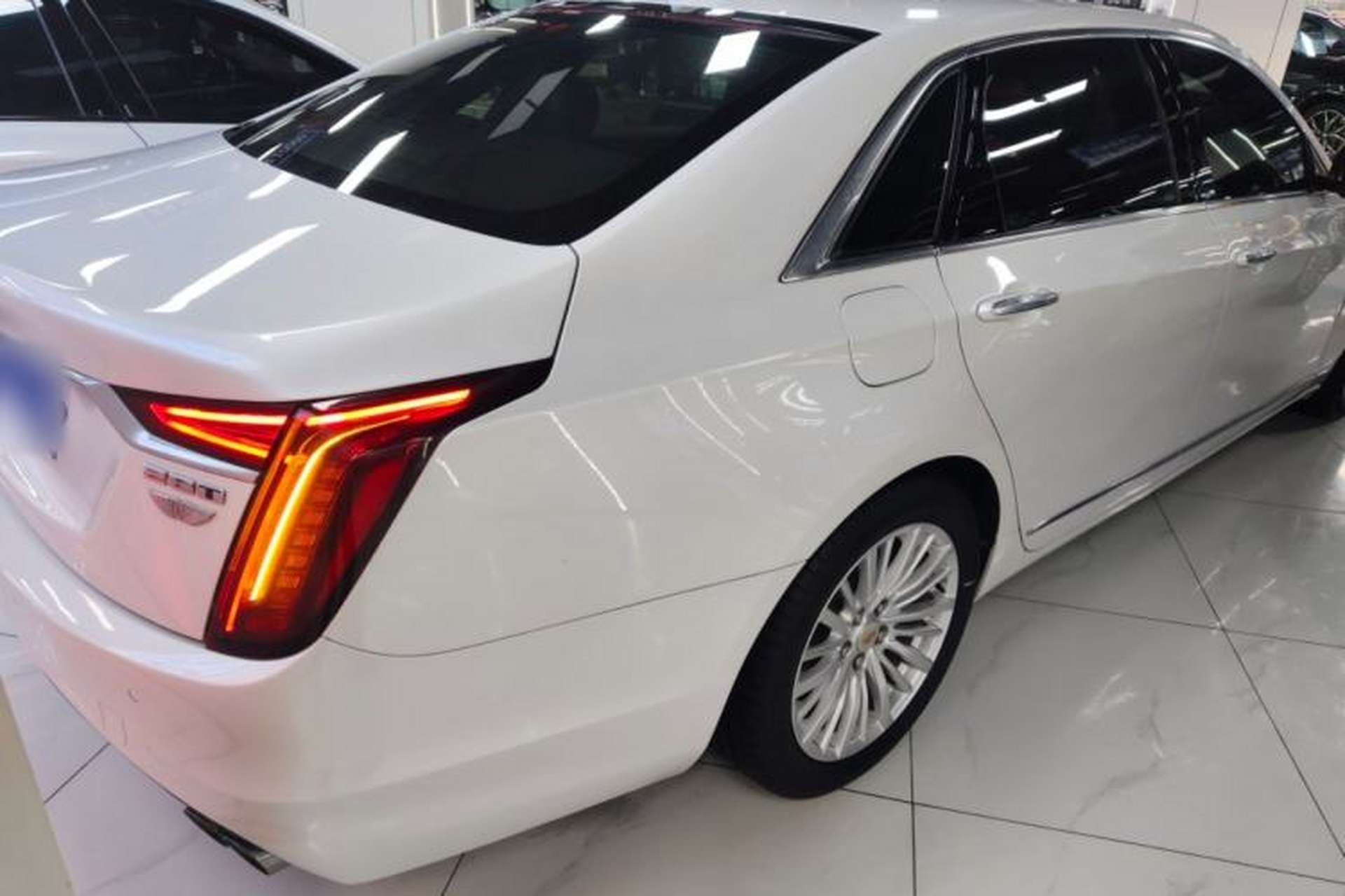 Used Cadillac CT6 2019 28T Elite Edition Rear Right 45 Deg