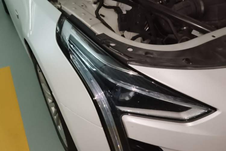 Used Cadillac CT6 2019 28T Fashion Edition Right Front Headlight