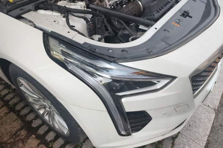Used Cadillac CT6 2019 28T Elite Edition Right Front Headlight