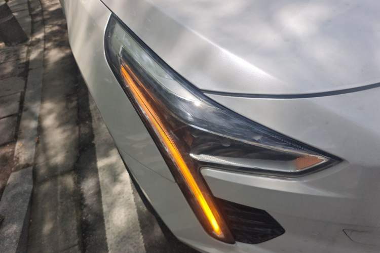 Used Cadillac CT6 2019 28T Fashion Edition Right Front Headlight