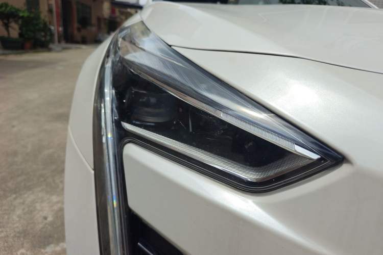 Used Cadillac CT6 2019 28T Elite Edition Right Front Headlight
