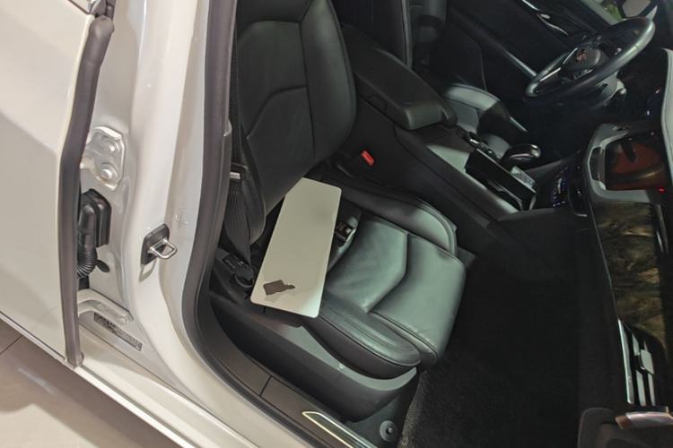 Used Cadillac CT6 2019 28T Luxury Model Right Front Seat