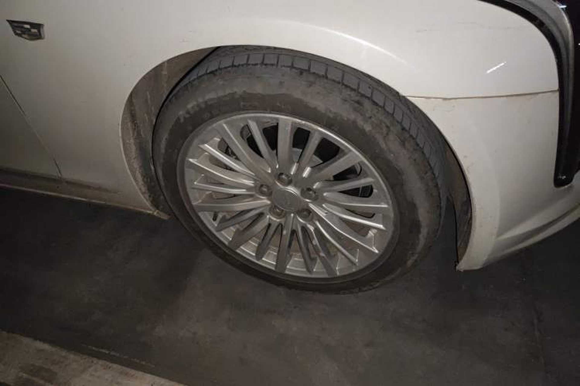 Used Cadillac CT6 2019 28T Luxury Model Right Front Wheel Hub