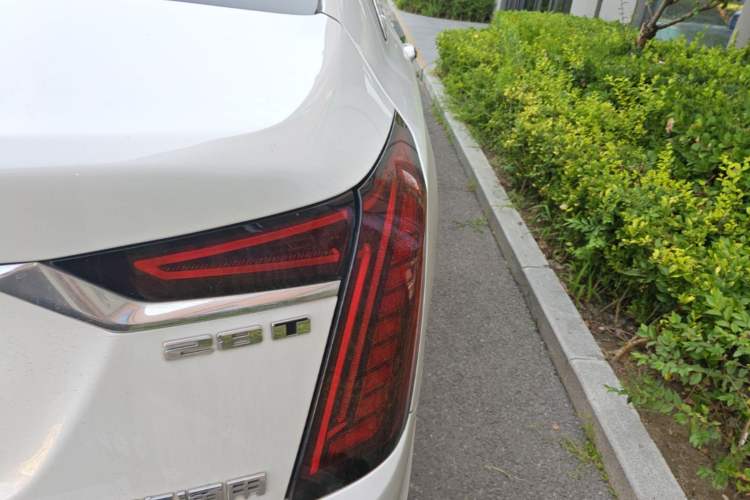 Used Cadillac CT6 2019 28T Luxury Model Right Rear Taillight