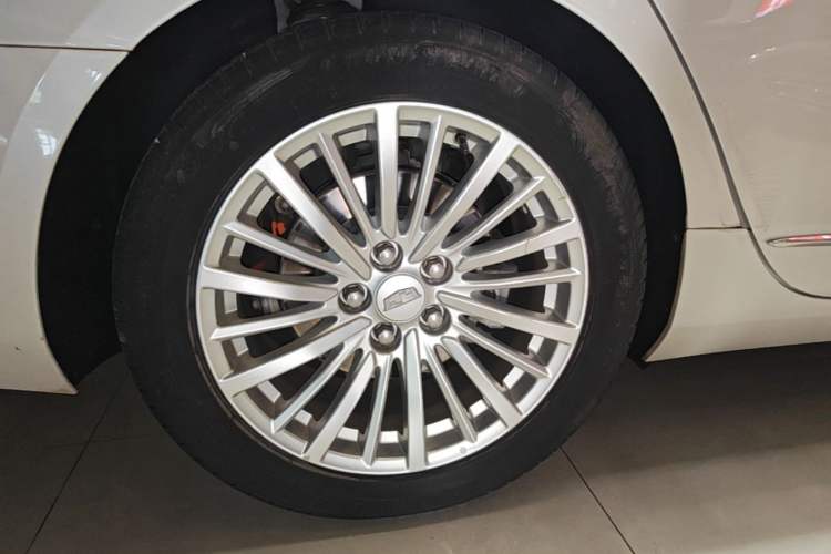 Used Cadillac CT6 2019 28T Luxury Model Right Rear Wheel Hub