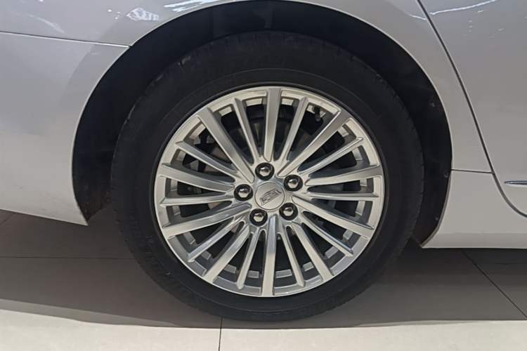 Used Cadillac CT6 2019 28T Fashion Edition Right Rear Wheel Hub
