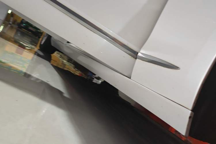 Used Cadillac CT6 2019 28T Luxury Model Right Side Sill