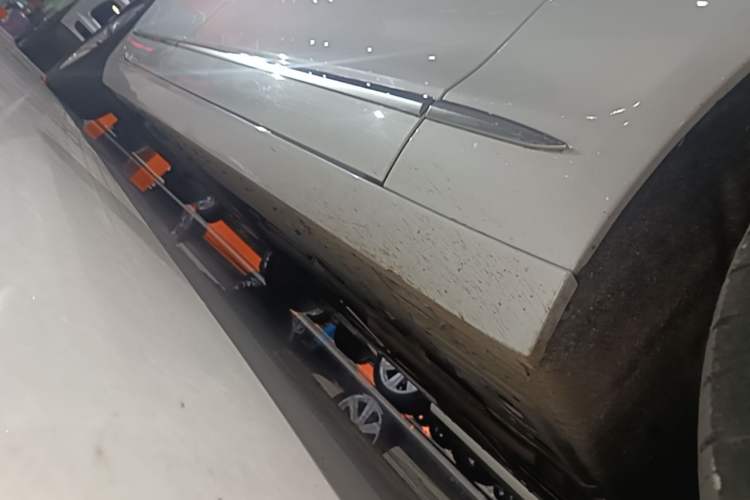 Used Cadillac CT6 2019 28T Fashion Edition Right Side Sill