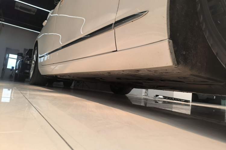 Used Cadillac CT6 2019 28T Elite Edition Right Side Sill