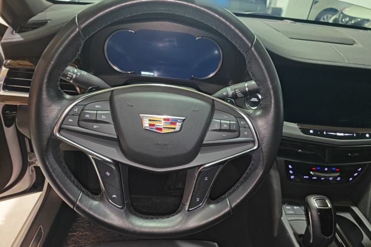 Used Cadillac CT6 2019 28T Luxury Model Steering Wheel