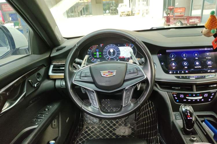 Used Cadillac CT6 2019 28T Luxury Model Steering Wheel