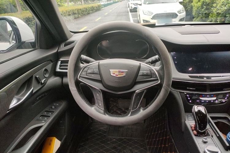 Used Cadillac CT6 2019 28T Leading Sport Model Steering Wheel