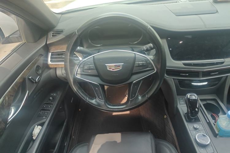 Used Cadillac CT6 2019 28T Luxury Model Steering Wheel