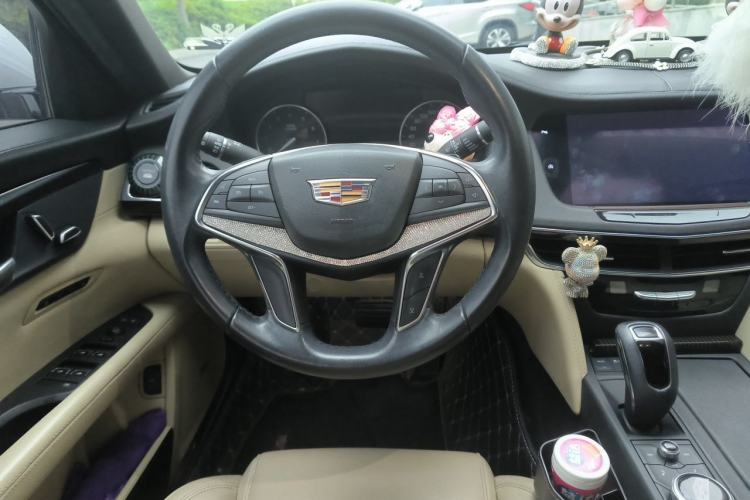 Used Cadillac CT6 2019 28T Fashion Edition Steering Wheel