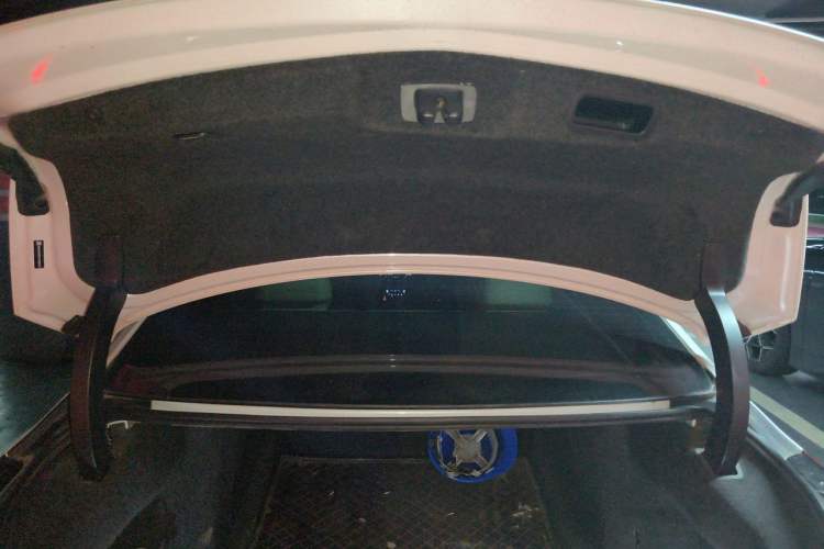 Used Cadillac CT6 2019 28T Fashion Edition Trunk