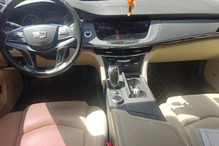 Used Cadillac CT6 2020 28T Fashion Edition Center Console