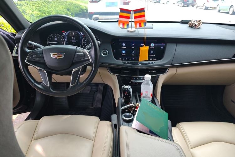 Used Cadillac CT6 2020 28T Fashion Edition Center Console