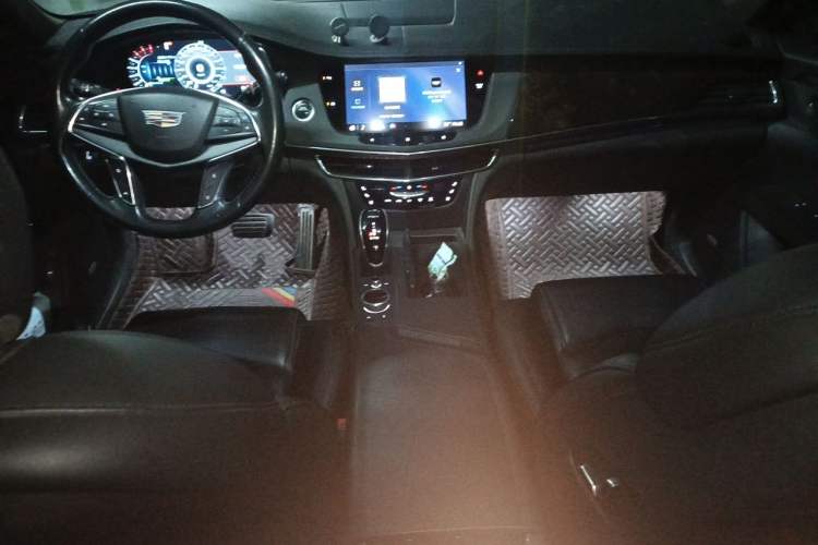 Used Cadillac CT6 2020 28T Luxury Version Center Console