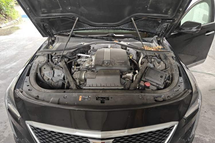 Used Cadillac CT6 2020 28T Luxury Version Engine Bay