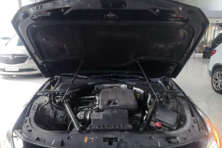 Used Cadillac CT6 2020 28T Luxury Version Engine Bay