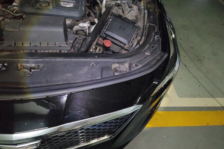 Used Cadillac CT6 2020 28T Elite Edition Engine Bay Left