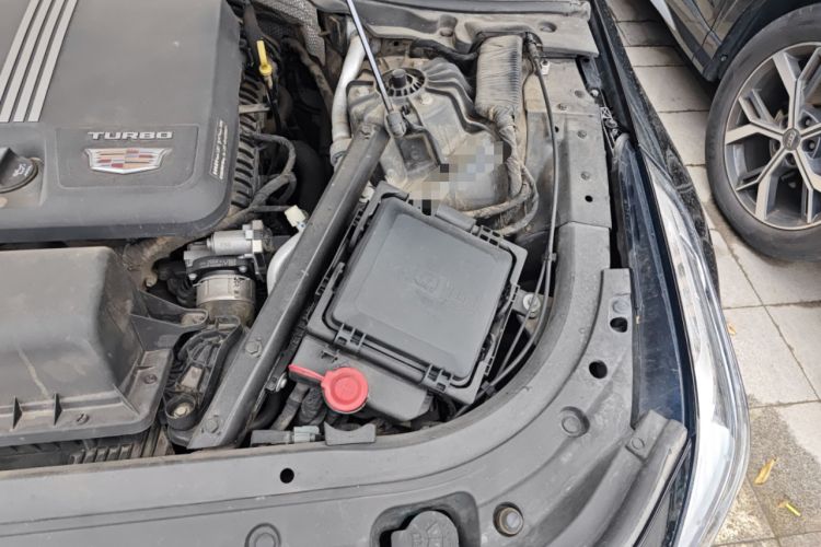 Used Cadillac CT6 2020 28T Luxury Version Engine Bay Left