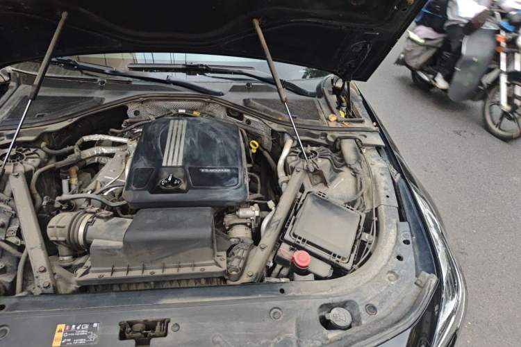 Used Cadillac CT6 2020 28T Fashion Edition Engine Bay Left