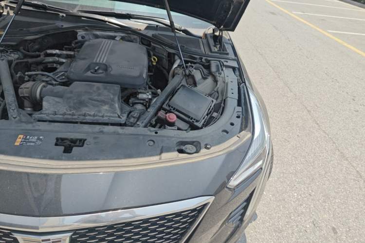 Used Cadillac CT6 2020 28T Fashion Edition Engine Bay Left